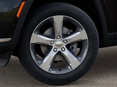 New 2025 Jeep Grand Cherokee L Limited w/ Luxury Tech Group II image 32