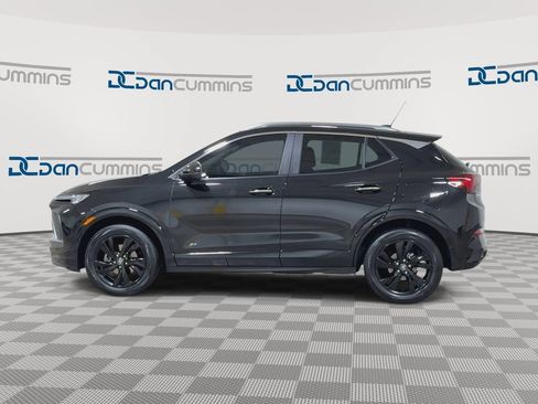 Used 2025 Buick Encore GX Sport Touring FWD image 5