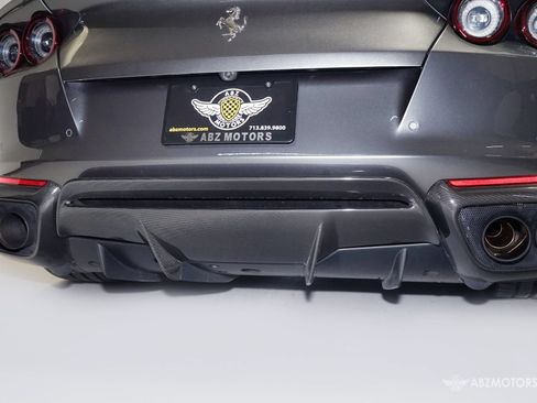Used 2021 Ferrari 812 GTS RWD image 9