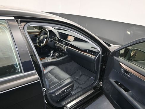Used 2016 Lexus ES 350 image 10