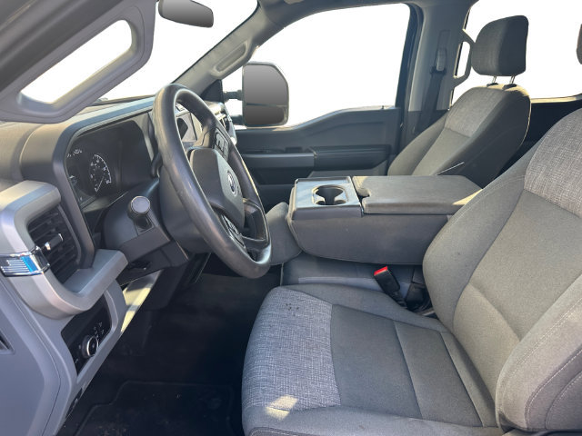 Used 2025 Ford F250 XLT w/ FX4 Off-Road Package AWD/4WD image 9