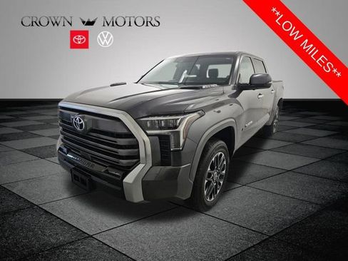 Used 2024 Toyota Tundra Limited AWD/4WD image 3