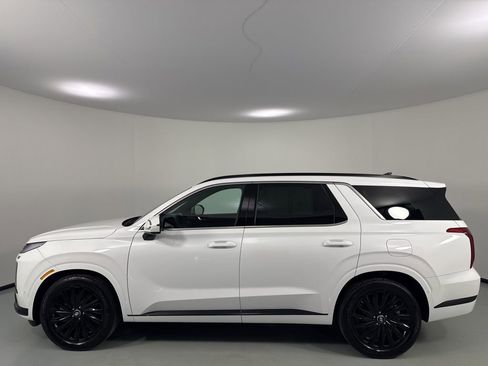 Used 2025 Hyundai Palisade Calligraphy image 4