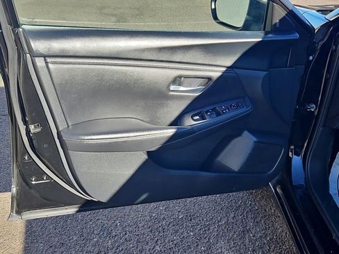 Used 2023 Nissan Sentra SV image 13