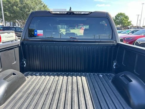 Certified 2025 Toyota Tundra Limited AWD/4WD image 10
