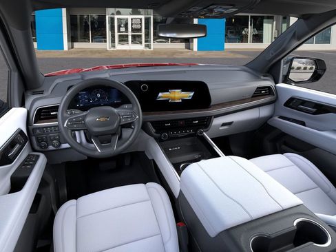 New 2026 Chevrolet Suburban Premier w/ Sun And Tow Package image 17