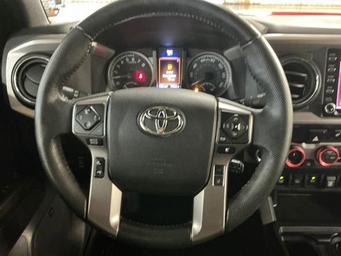 Certified 2022 Toyota Tacoma Limited image 19
