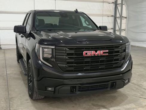 Certified 2023 GMC Sierra 1500 Elevation RWD image 7