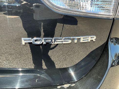 Used 2022 Subaru Forester Limited AWD/4WD image 33