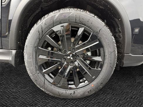 New 2026 Mitsubishi Outlander Sport LE image 11