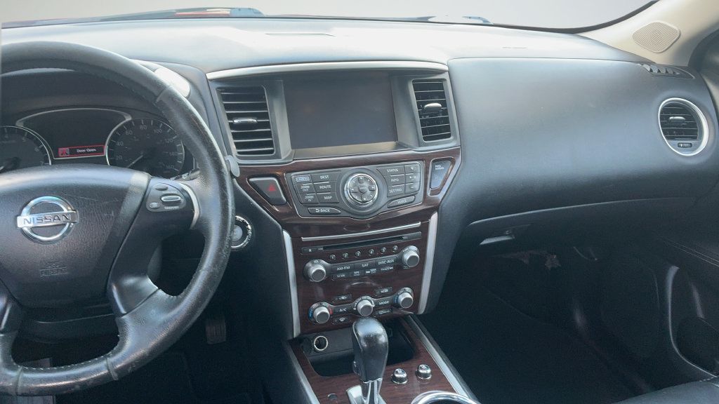 Used 2015 Nissan Pathfinder Platinum FWD image 8