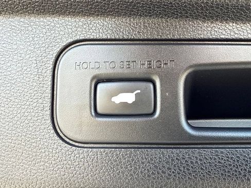 Used 2018 Honda Odyssey EX-L image 17