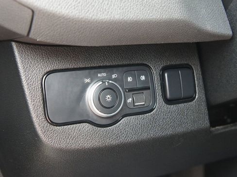 Used 2020 Mercedes-Benz Sprinter 4500 image 14