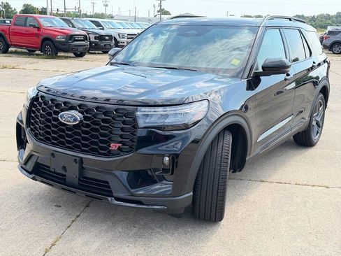 New 2026 Ford Explorer ST w/ Sun And Sound Package AWD/4WD image 7