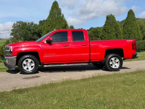 Used 2016 Chevrolet Silverado 1500 LT w/ All Star Edition AWD/4WD image 2