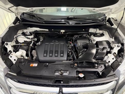 Used 2018 Mitsubishi Eclipse Cross SE image 23