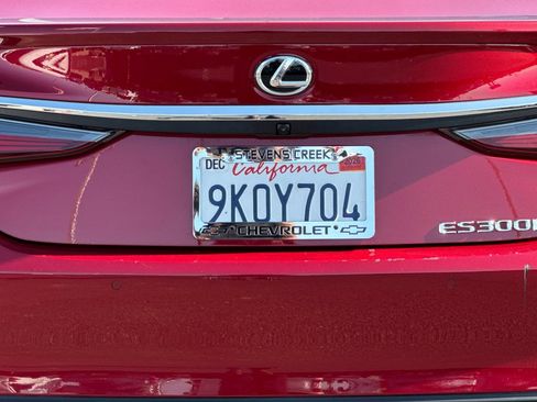 Used 2024 Lexus ES 300h w/ Premium Package FWD image 45