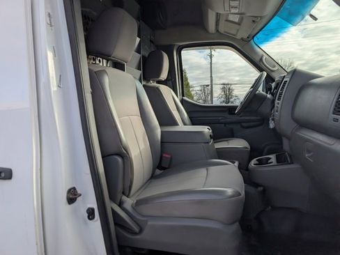 Used 2018 Nissan NV 2500 SV w/ Navigation Package image 20