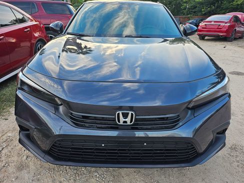 Used 2022 Honda Civic Sport image 3