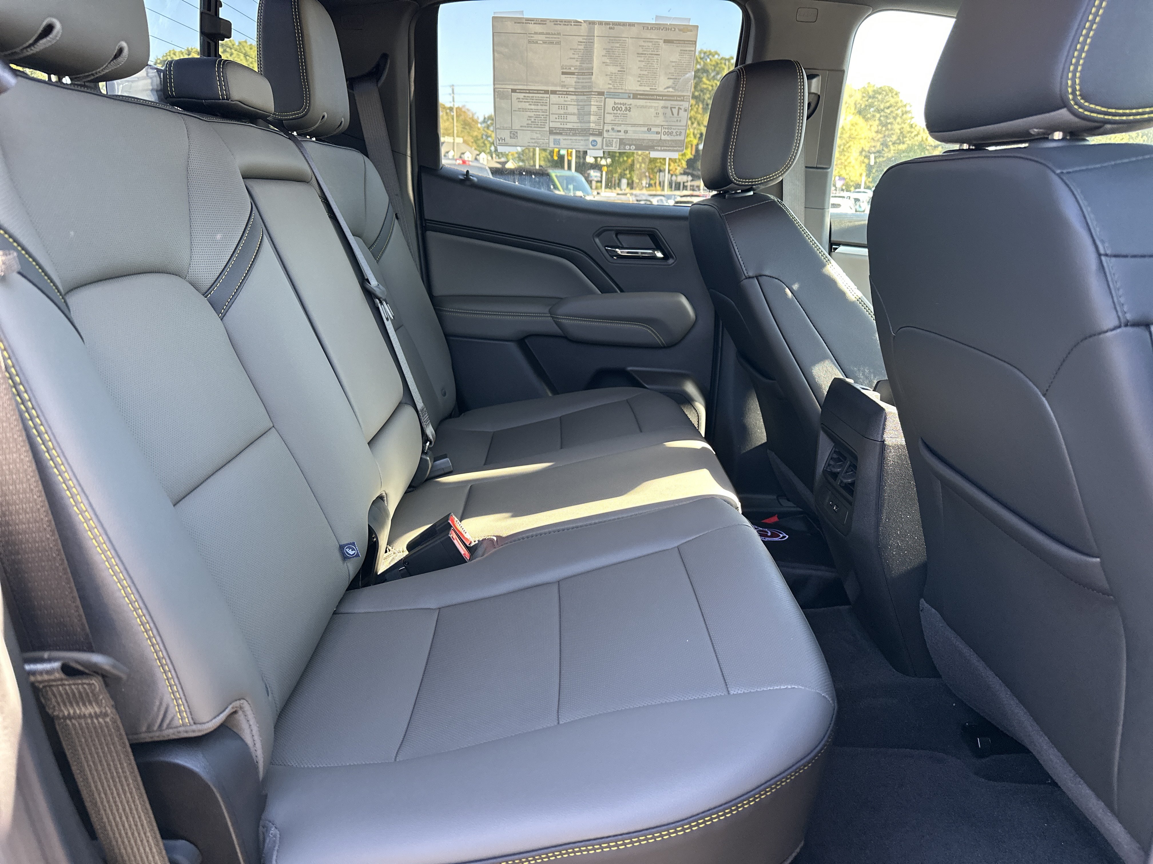 New 2026 Chevrolet Colorado ZR2 AWD/4WD image 17