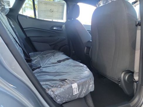 New 2026 Chevrolet Trax RS w/ Sunroof Package image 18