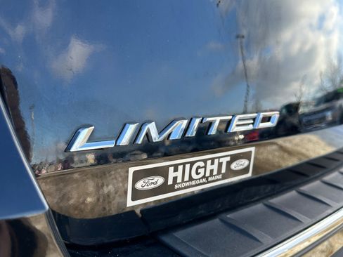 Used 2020 Ford Explorer Limited image 27