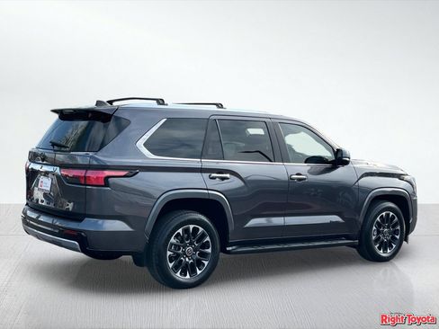 Certified 2024 Toyota Sequoia Limited AWD/4WD image 7