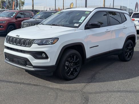 New 2026 Jeep Compass Latitude image 5