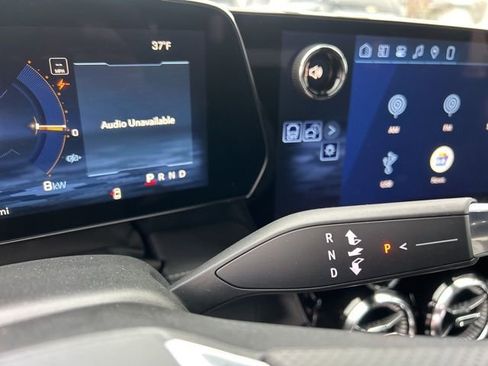 New 2026 Chevrolet Blazer EV LT image 25