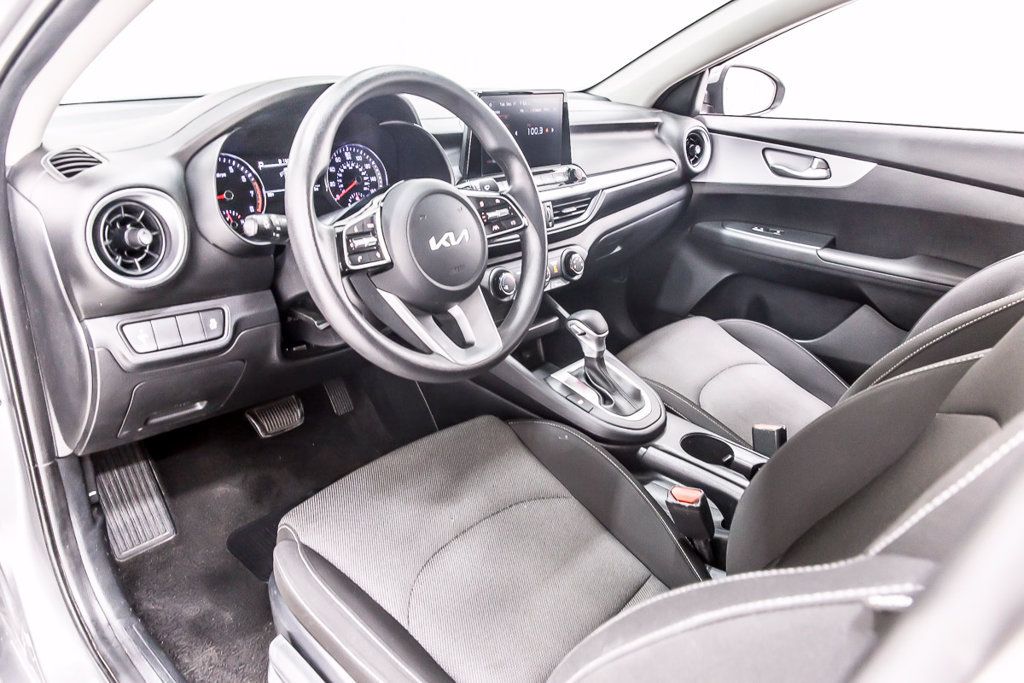 Used 2024 Kia Forte LXS FWD image 25