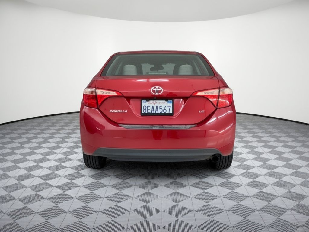 Used 2018 Toyota Corolla LE w/ Carpet Mat Package (TMS) FWD image 11