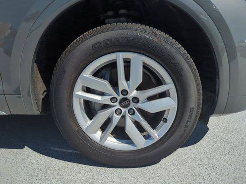 Certified 2024 Audi Q5 2.0T Premium w/ Convenience Package image 10