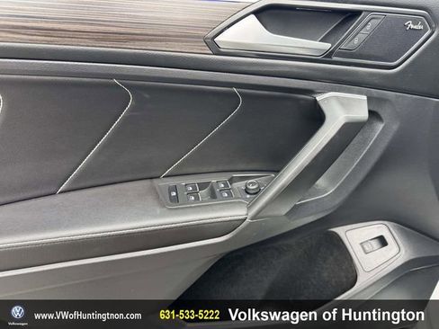 Certified 2023 Volkswagen Tiguan SEL R-Line image 15