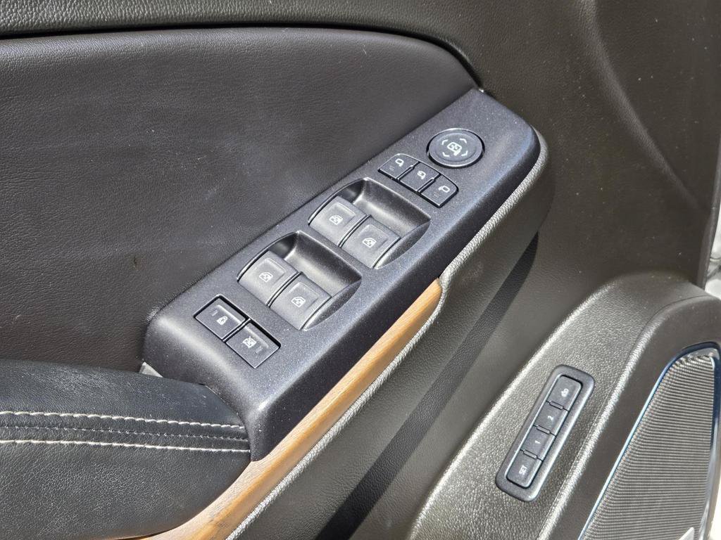 Used 2019 GMC Yukon Denali w/ Open Road Package AWD/4WD image 15