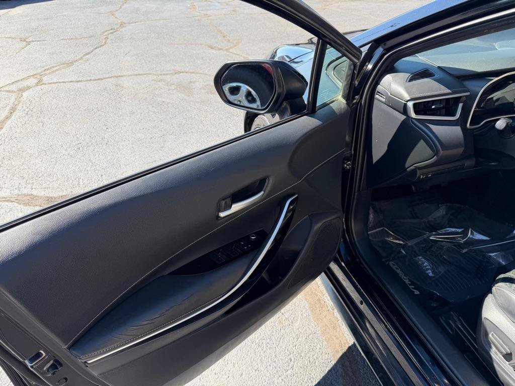 Used 2019 Toyota Corolla XSE FWD image 11