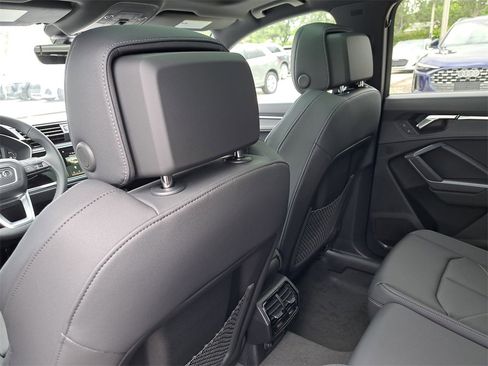 New 2025 Audi Q3 2.0T Premium image 26