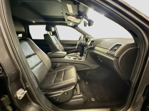 Used 2019 Jeep Grand Cherokee Limited AWD/4WD image 34