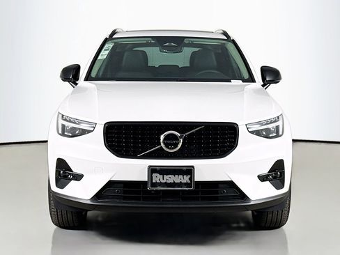 New 2026 Volvo XC40 B5 Ultra w/ Climate Package AWD/4WD image 2