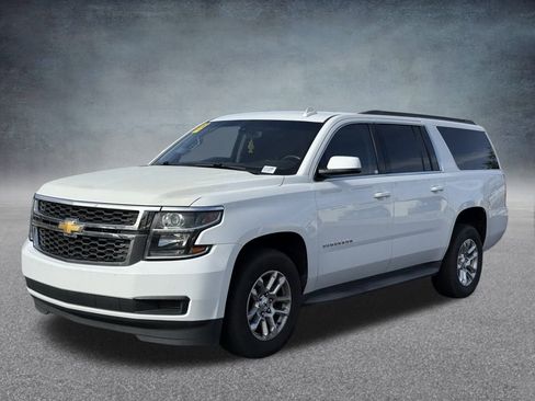 Used 2018 Chevrolet Suburban LS image 7