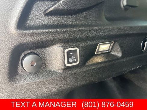 Used 2024 Jeep Grand Cherokee L Limited AWD/4WD image 15