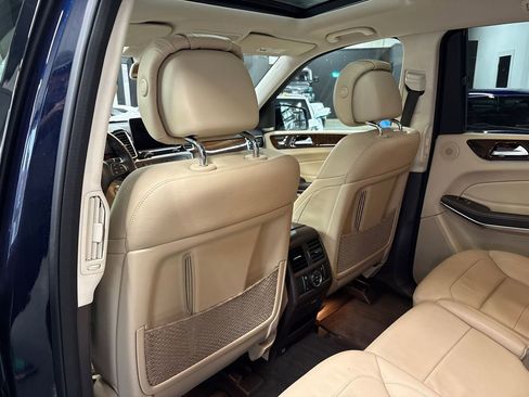 Used 2019 Mercedes-Benz GLS 550 4MATIC image 38