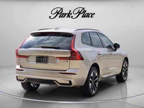 Used 2026 Volvo XC60 B5 Plus w/ Protection Package Premier AWD/4WD image 6