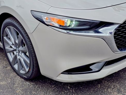 Used 2025 MAZDA MAZDA3 s image 4