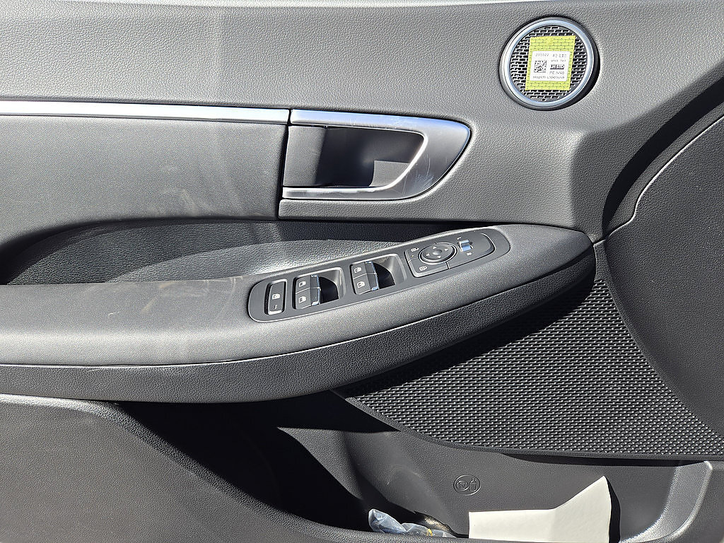 New 2026 Hyundai Sonata SEL AWD/4WD image 24