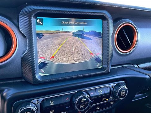 Used 2022 Jeep Gladiator Mojave w/ Trailer Tow Package image 22