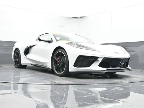 Used 2024 Chevrolet Corvette Stingray Premium Conv w/ Battery Protection Package RWD image 39