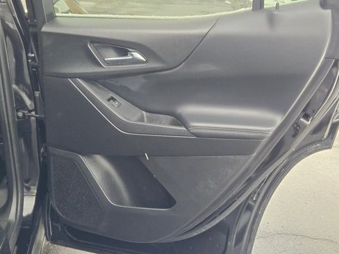 Certified 2025 Chevrolet Equinox LT w/ Safety and Technology Package image 8