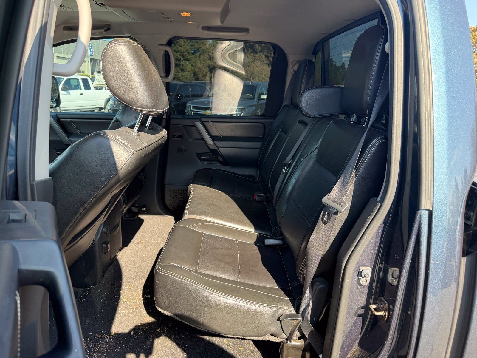 Used 2014 Nissan Titan PRO-4X w/ Pro-4x Luxury Package AWD/4WD image 12