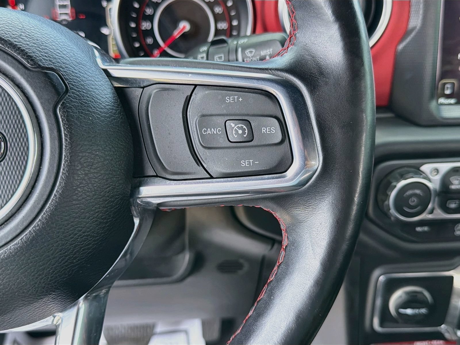 Used 2018 Jeep Wrangler Rubicon AWD/4WD image 34