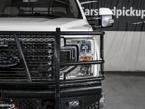 Used 2022 Ford F350 Lariat w/ Lariat Ultimate Package AWD/4WD image 39